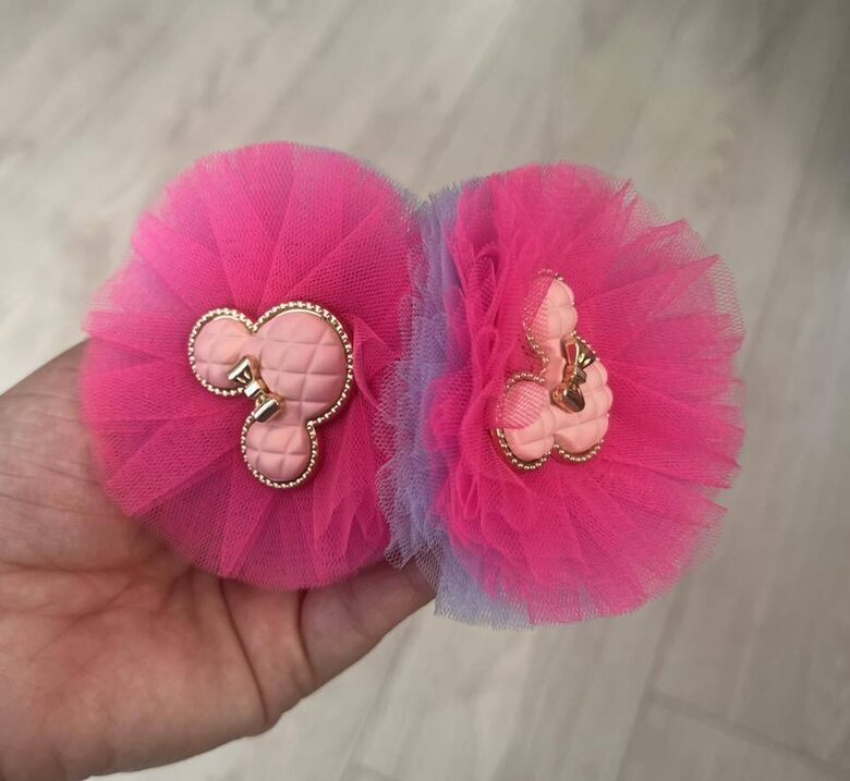 Rankų darbo plaukų gumelės "Minė" 