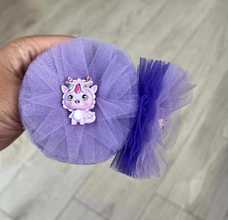 Rankų darbo plaukų gumelės "Vienaragis" 