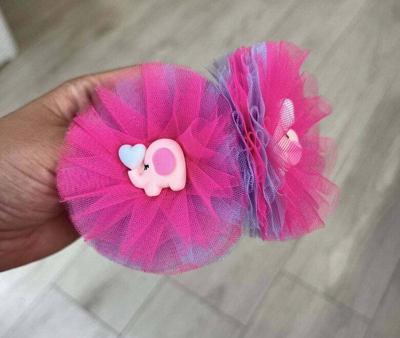 Rankų darbo plaukų gumelės "Drambliukas" 