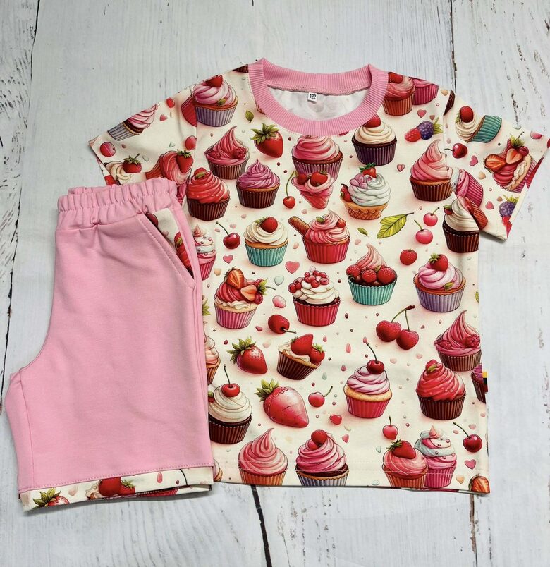 (122) Komplektukas su šortais "Keksiukai" 