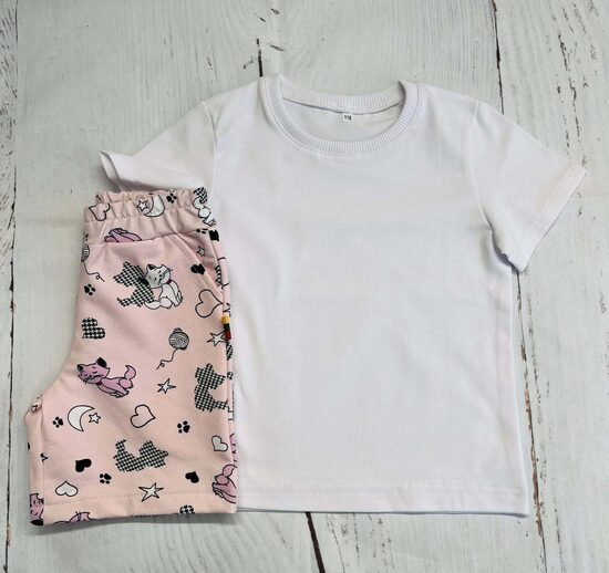 (110) Komplektukas su šortukais "Kačiukai"