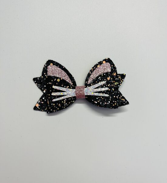 Plaukų segtukas “Juodas kačiukas”